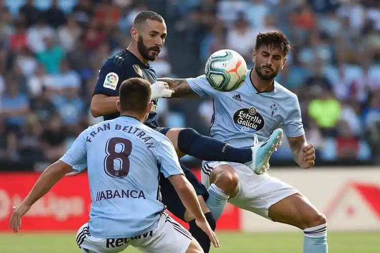 瓦伦西亚国际比赛日扳平良机,志在西甲名次提升,悬念犹存,高层口径保持一致的简单介绍 瓦伦西亚国际比赛日扳平良机,志在西甲名次提升,悬念犹存,高层口径保持一致的简单介绍