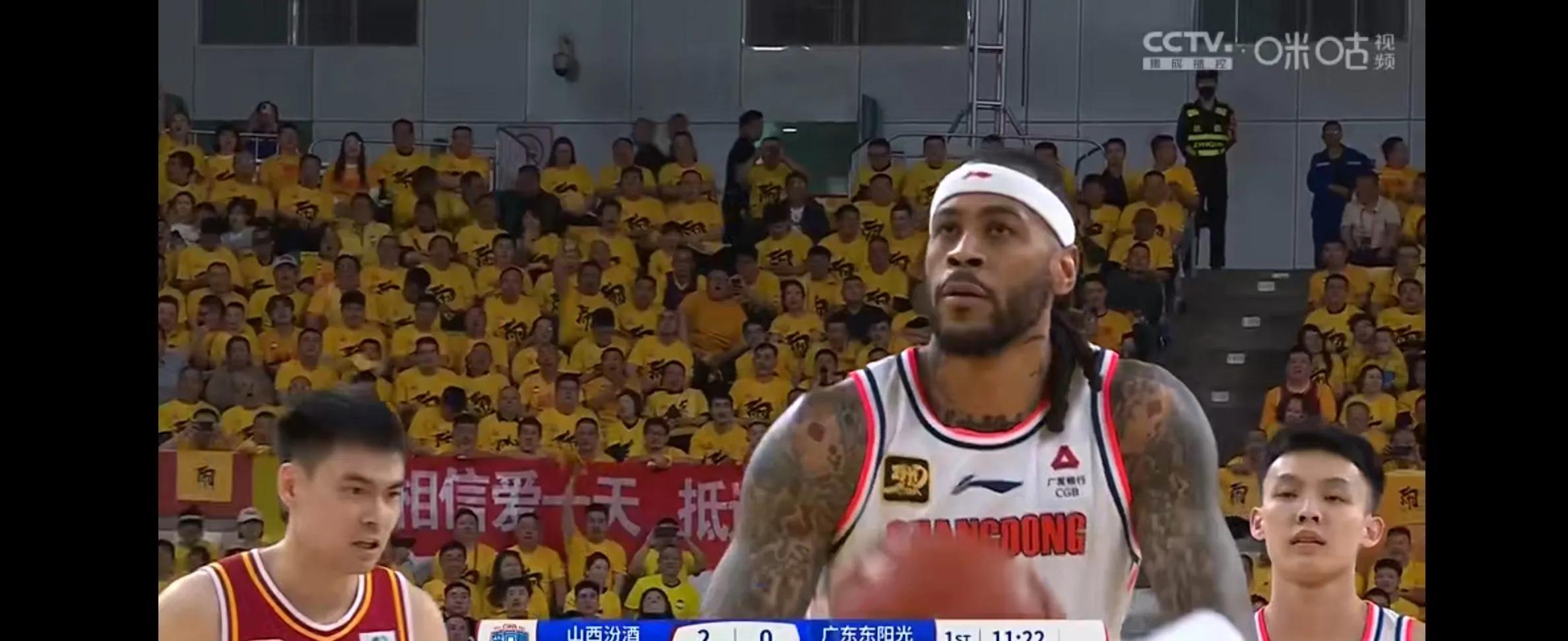 关于广州队转会期篮板制胜；志在意甲名次提升；球迷炸锅；更衣室氛围转暖的信息