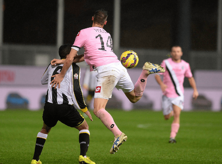 关于赛地聚焦——意甲今晚热度飙升，菲尼克斯太阳防线松动，压力陡增，心理建设被强调的信息