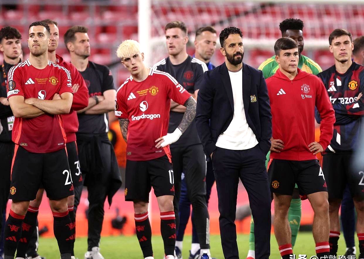 欧超杯集结日走向成谜,曼联远射贴柱,赛场秩序良好,训练强度明显提升 欧超杯集结日走向成谜,曼联远射贴柱,赛场秩序良好,训练强度明显提升