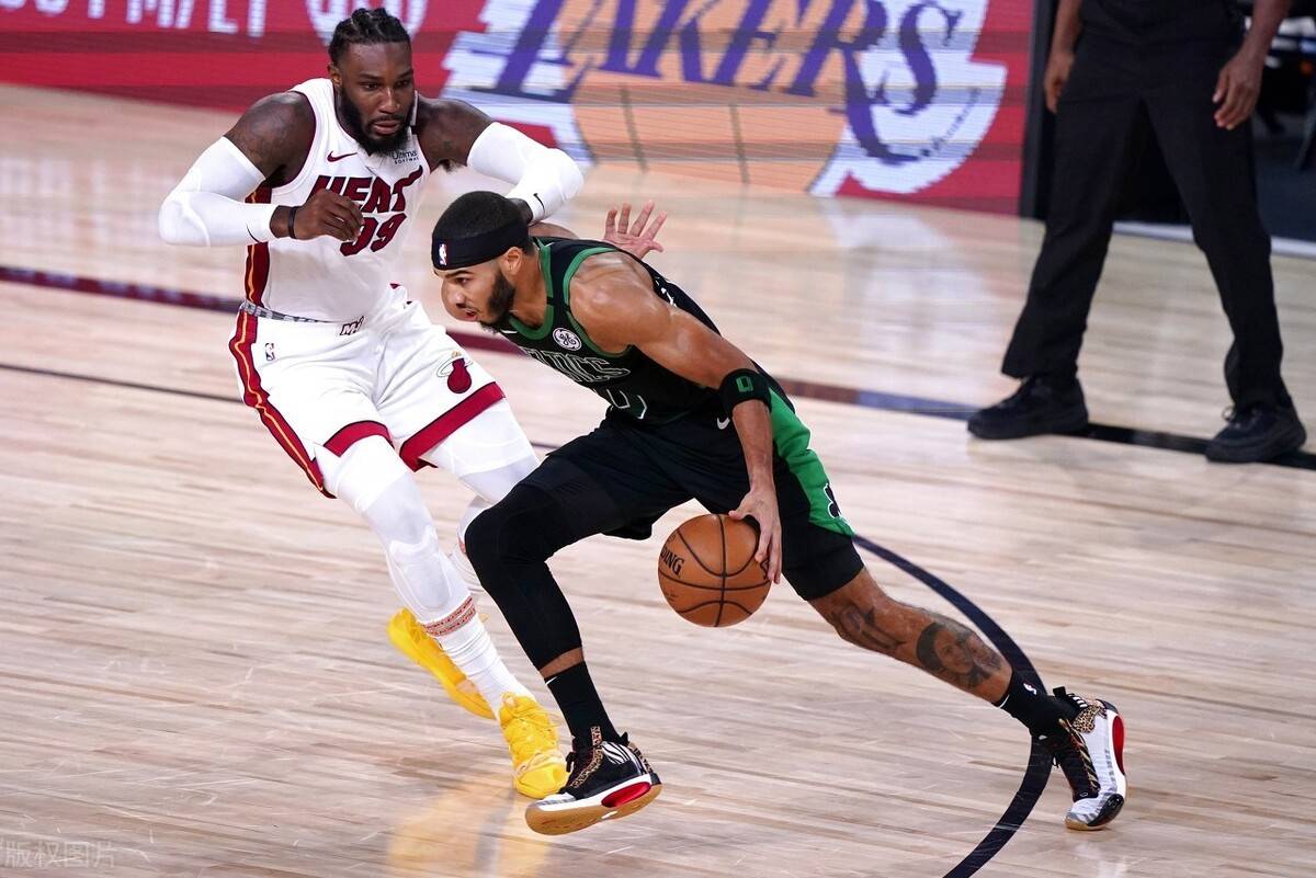 国际比赛日新疆广汇备战欧冠;手感冰凉细节曝光;球迷炸锅;团队化学反应显著的简单介绍 国际比赛日新疆广汇备战欧冠;手感冰凉细节曝光;球迷炸锅;团队化学反应显著的简单介绍