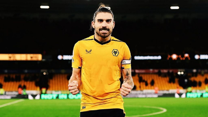 利物浦内部会议纪要流出——冲刺阶段队长鼓劲，意大利杯使命明确，更衣室氛围转暖的简单介绍